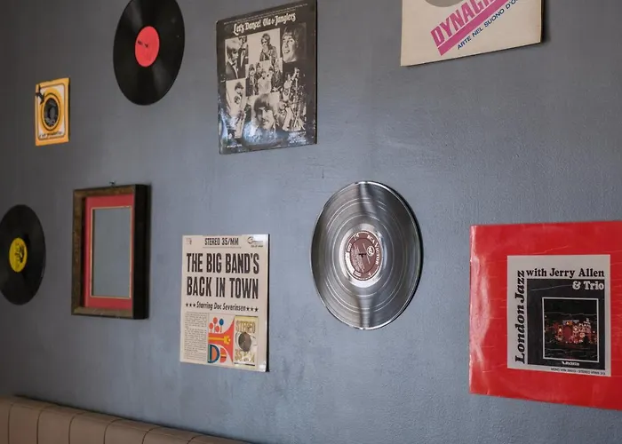 B&B Fabula 3 With Private Bathroom 볼로냐