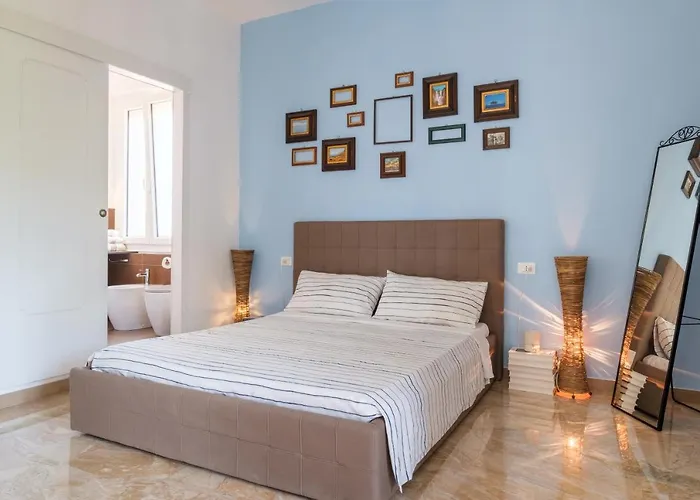 Fabula 3 With Private Bathroom 4*