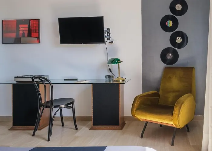 Fabula - Studio&private 4* Bologna