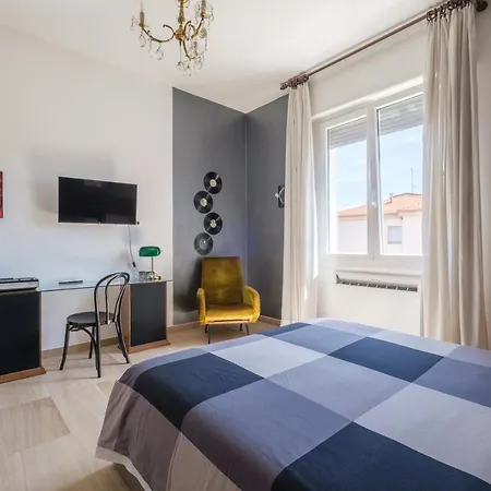 Fabula 3 With Private Bathroom לינה וארוחת בוקר