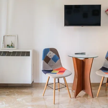 Bed & Breakfast Fabula 3 With Private Bathroom Bologna