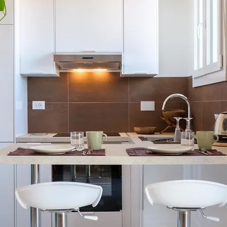 Fabula 3 With Private Bathroom לינה וארוחת בוקר