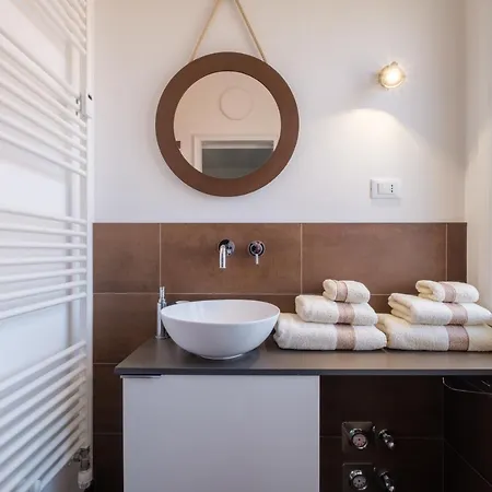 לינה וארוחת בוקר Fabula 3 With Private Bathroom 4*