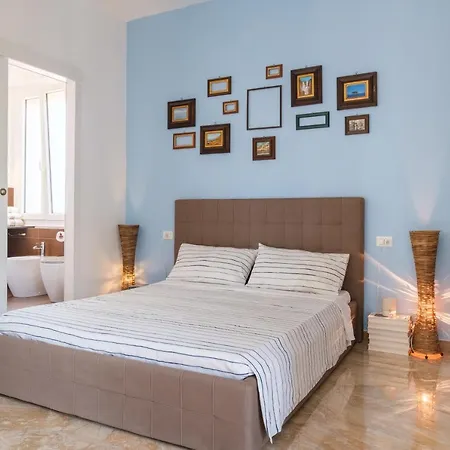 Fabula 3 With Private Bathroom *
