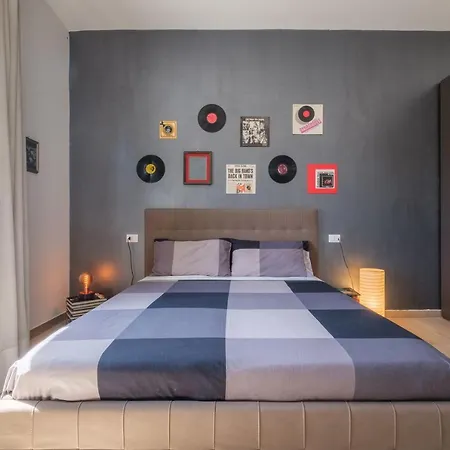 Bed & Breakfast Fabula 3 With Private Bathroom