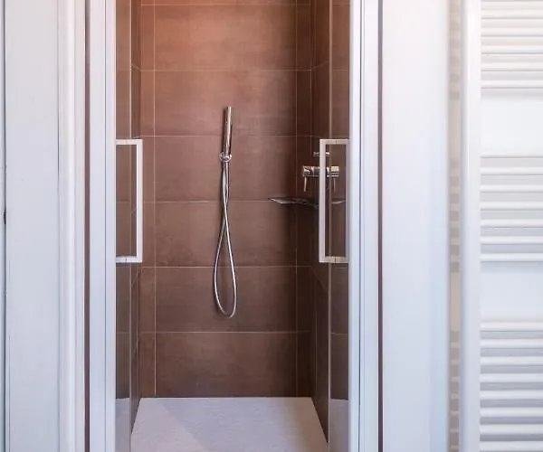 Fabula 3 With Private Bathroom 4* Bologna