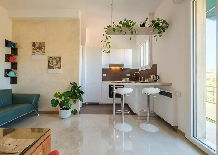 Fabula 3 With Private Bathroom Bed & Breakfast Bologna